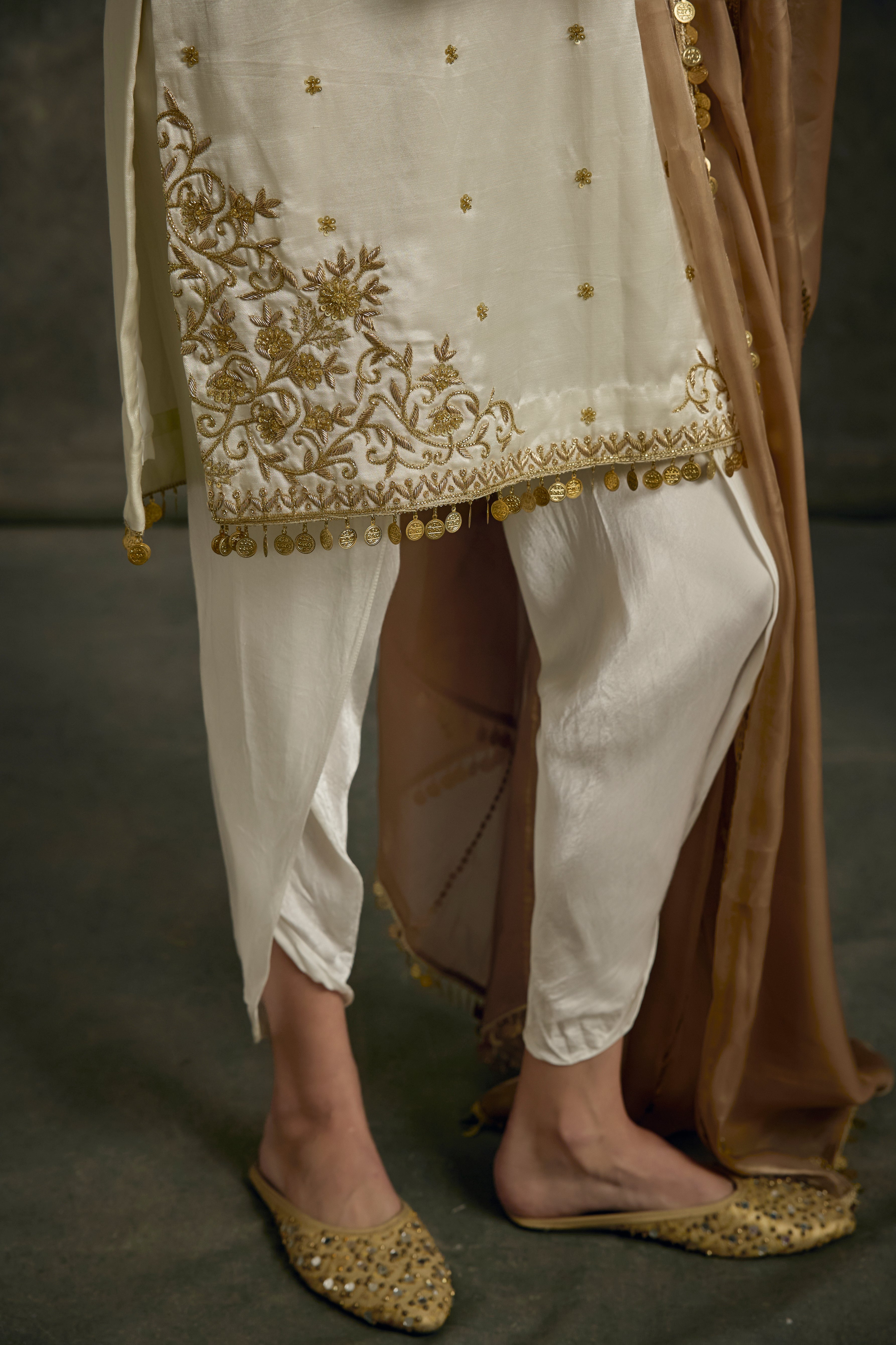 Ira - Ivory Zardozi Kurta Pant Set