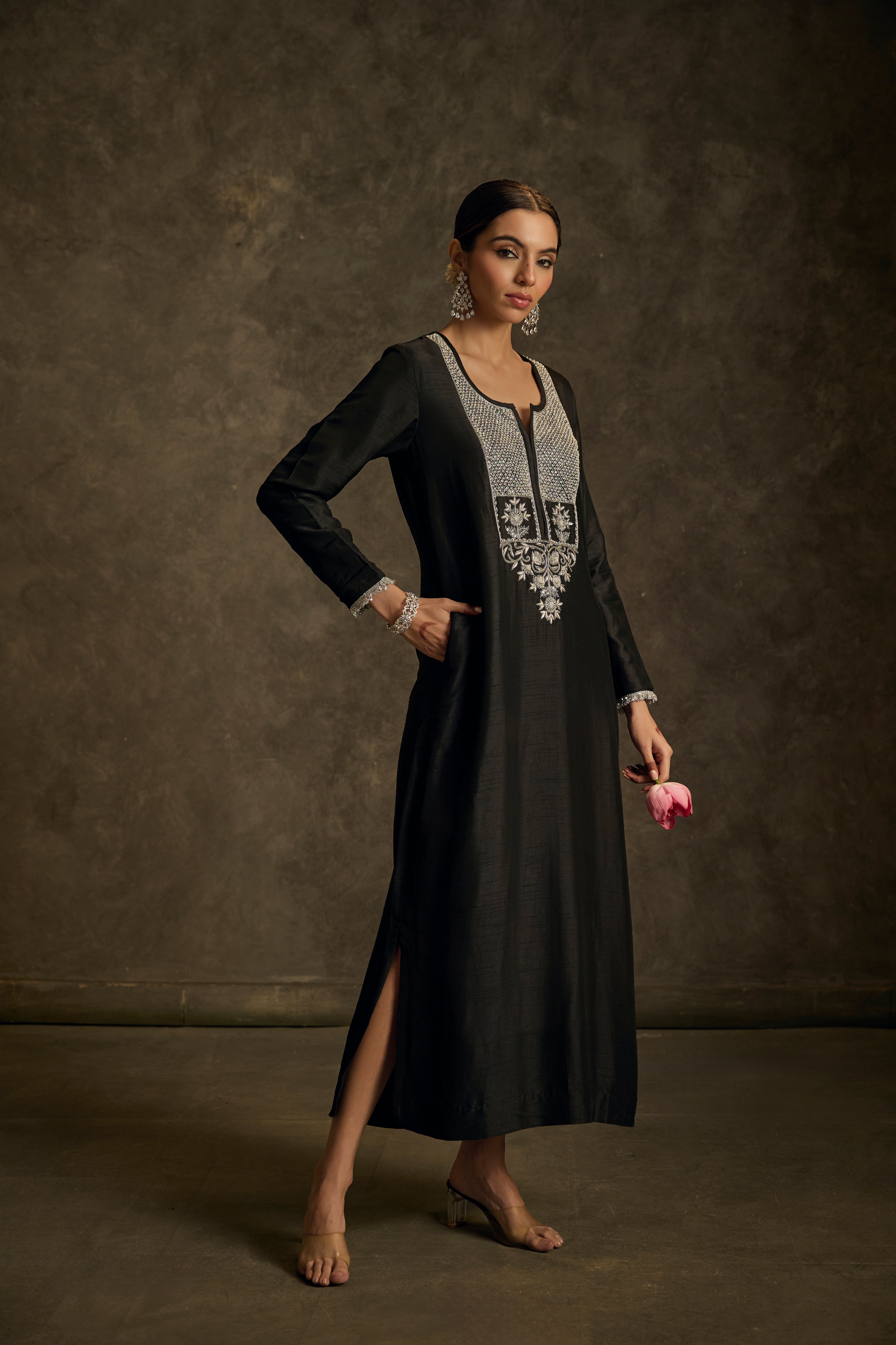 Kainiri - Black  Embroidered Kurta Dress