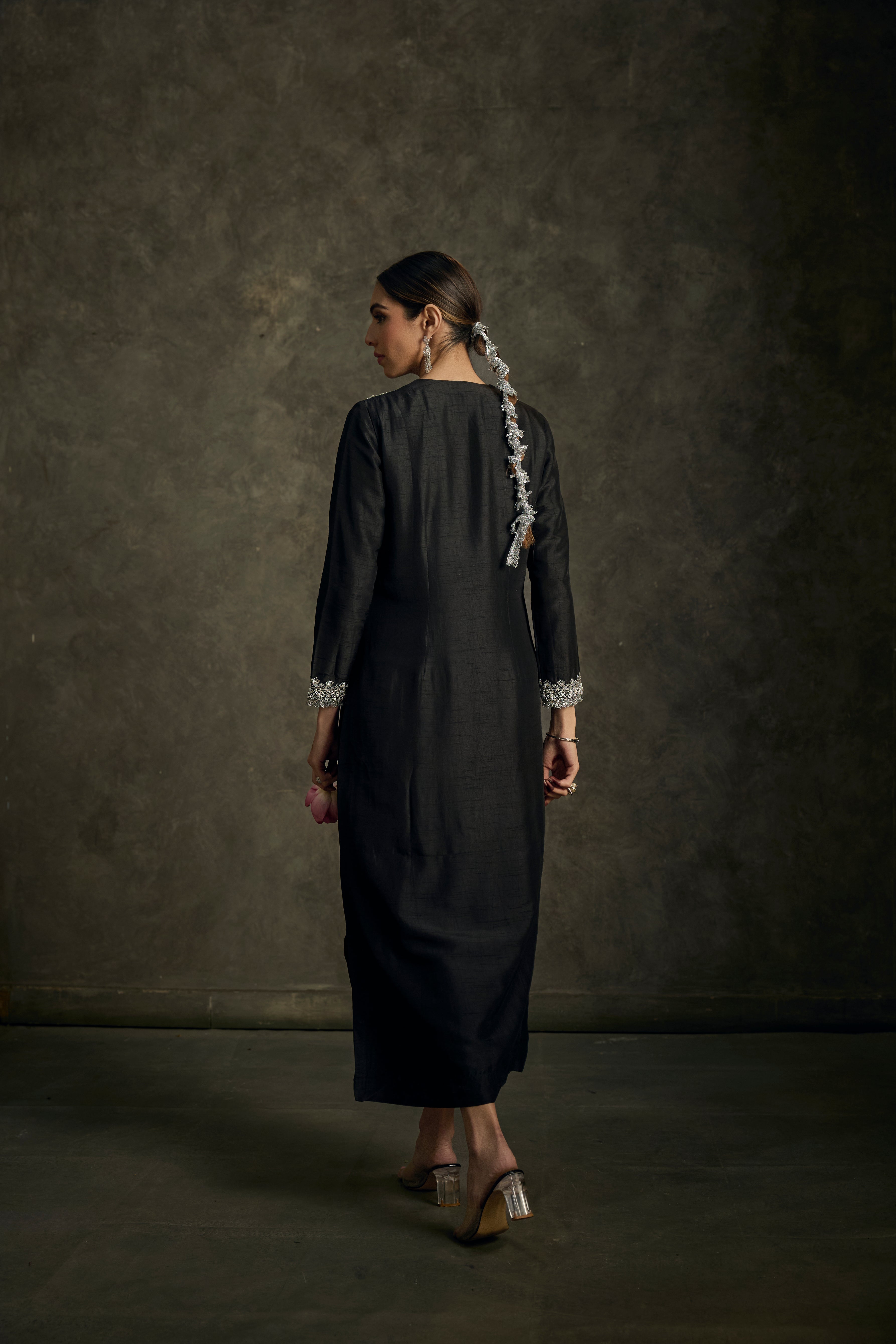 Ravnoor - Black Embroidered Kurta Dress